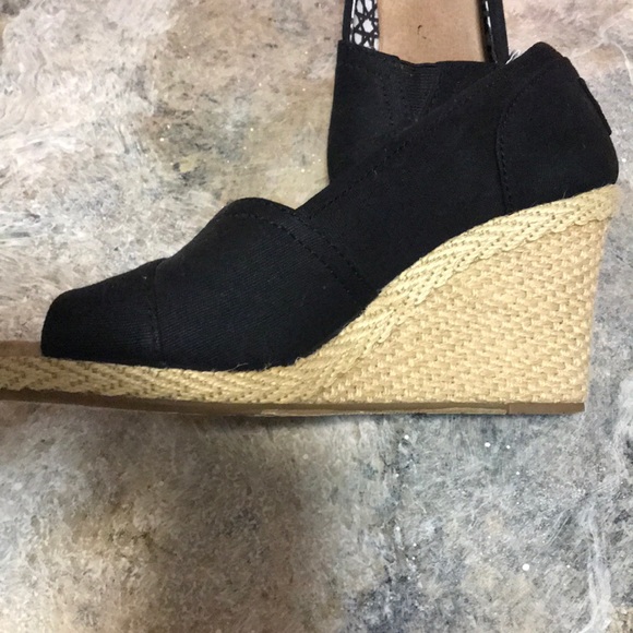 Toms Black Canvas Wedges 5.5 - Picture 2 of 3